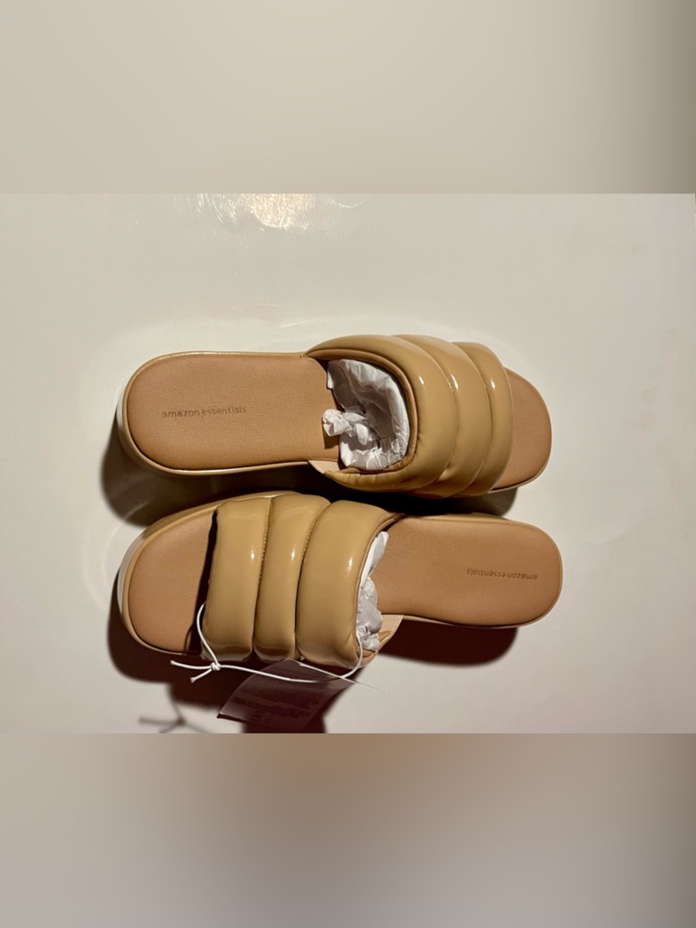 Amazon Essentials Women's Padded Slide Sandals — Beige NWT Size 13 Comfy Cozy